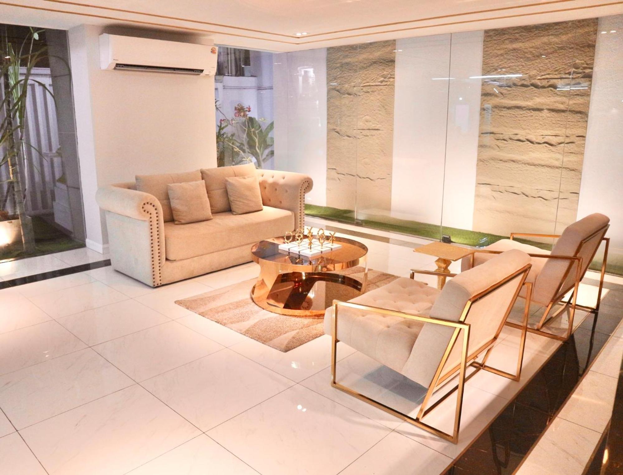 Icon Narindra Sukhumvit Thailand 50sqm To 90sqm & Free Minibar Hotel 4*