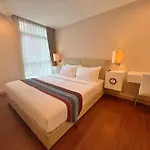 Icon Narindra Suites Hotel Sukhumvit Bangkok Thailand 50Sqm To 90Sqm Rooms & Free Minibar