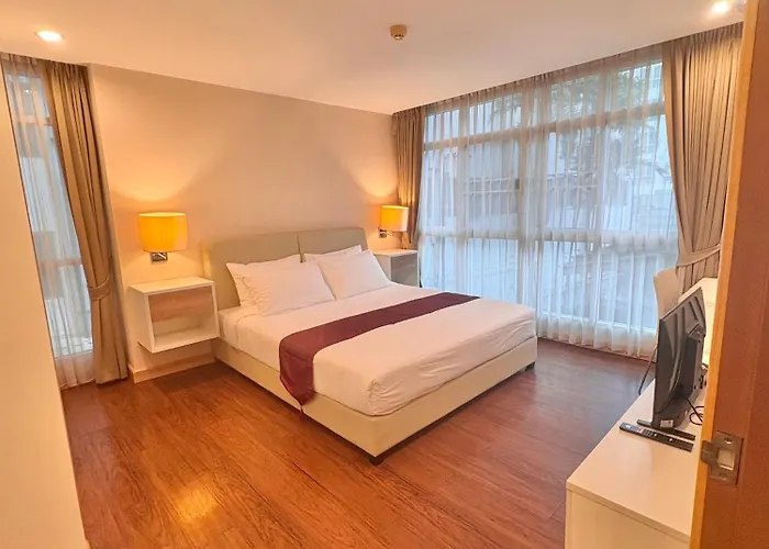 Icon Narindra Suites Hotel Sukhumvit Bangkok Thailand 50Sqm To 90Sqm Rooms & Free Minibar