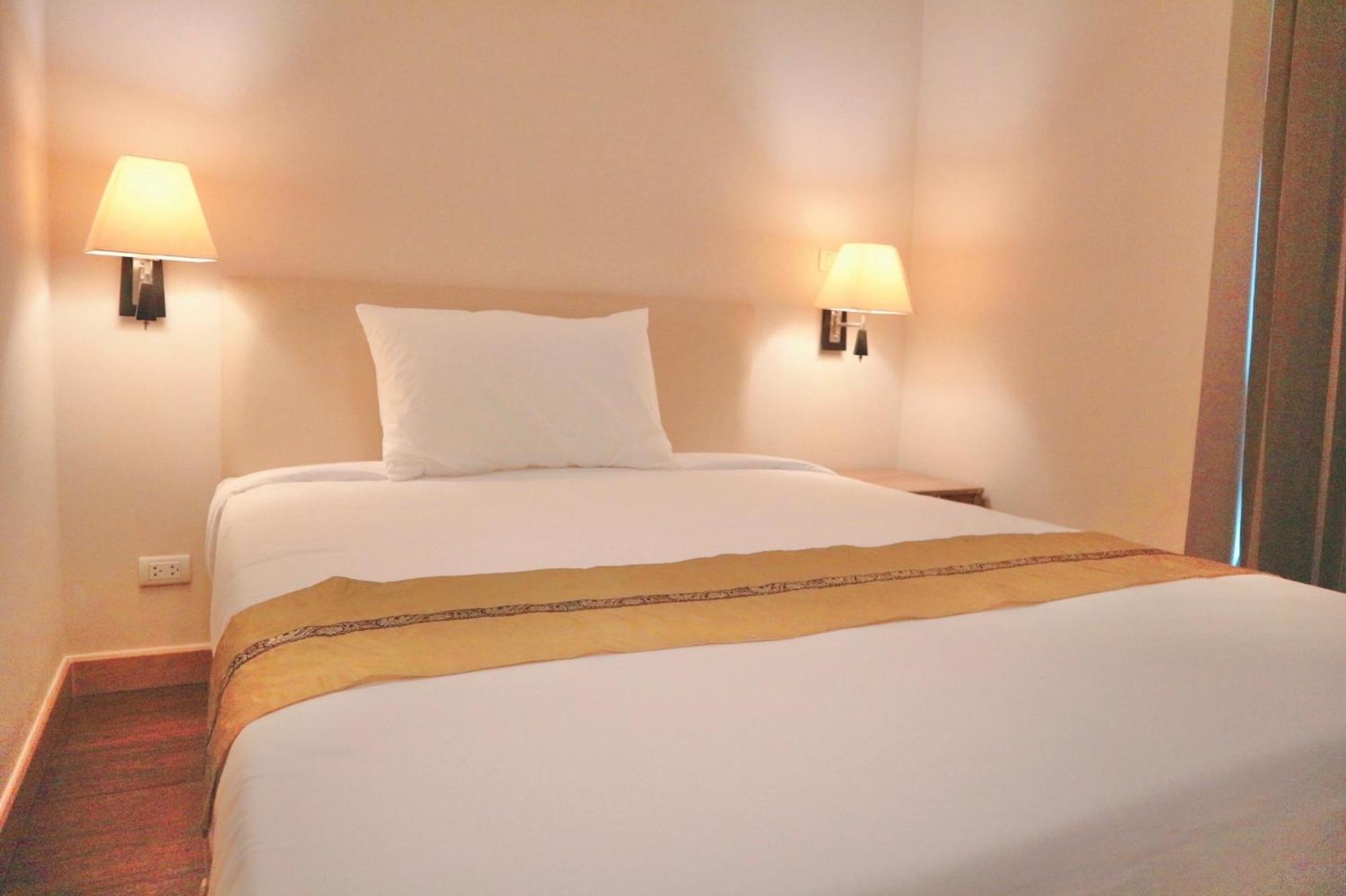 Hotel Icon Narindra Sukhumvit Thailand 50sqm To 90sqm & Free Minibar