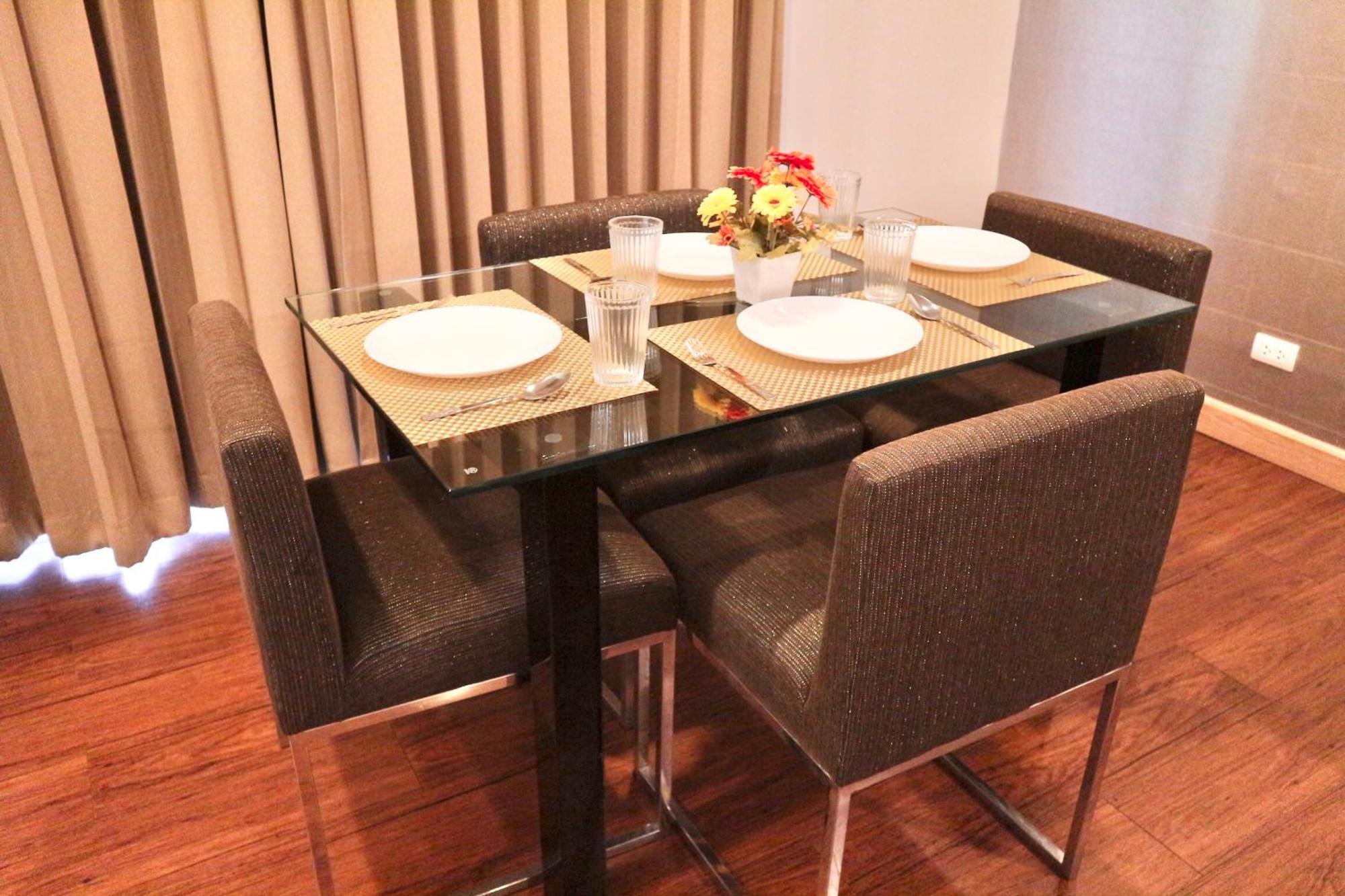 Hotel Icon Narindra Sukhumvit Thailand 50sqm To 90sqm & Free Minibar 4*