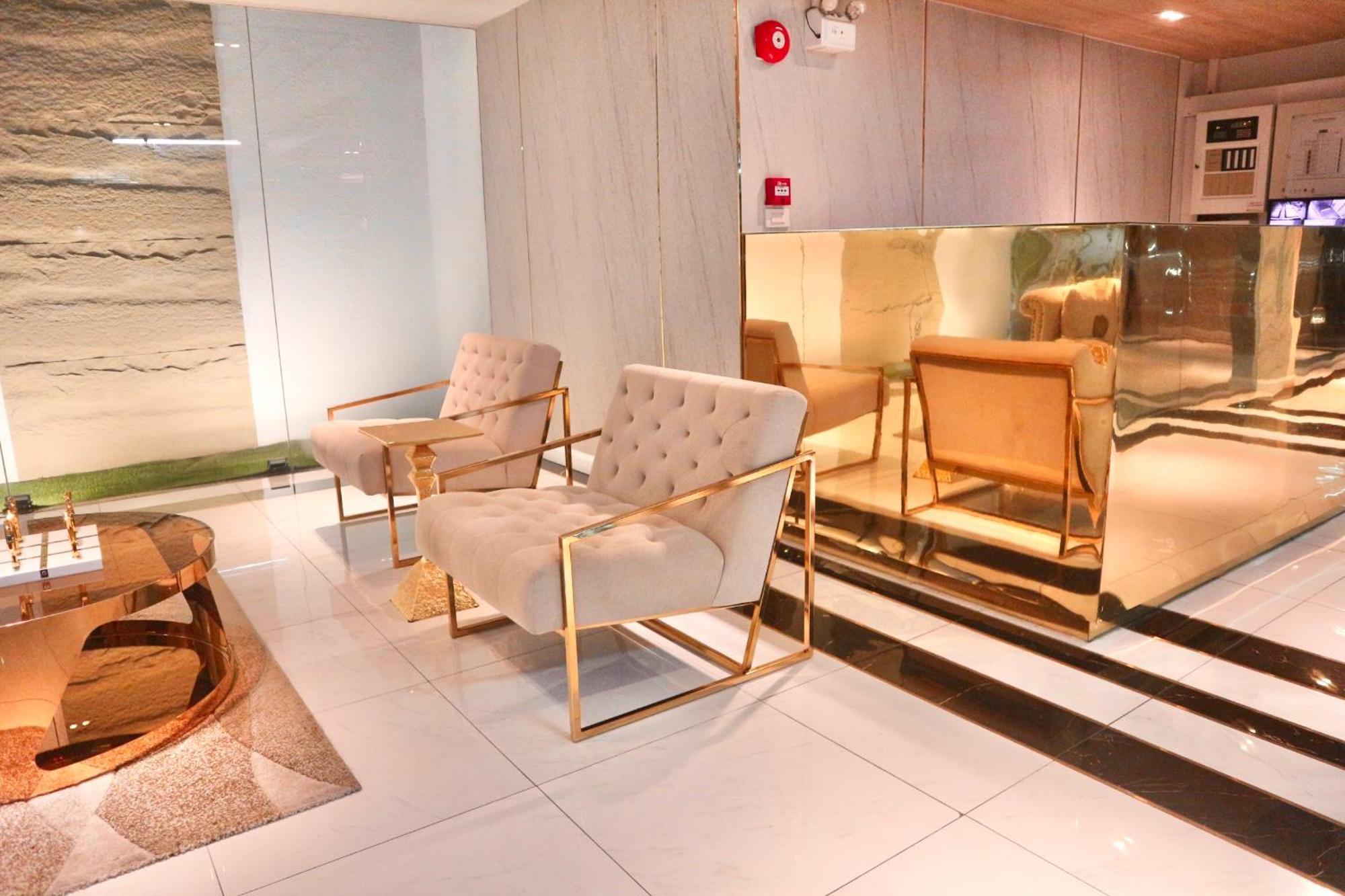 Icon Narindra Sukhumvit Thailand 50sqm To 90sqm & Free Minibar